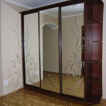 Sliding doors